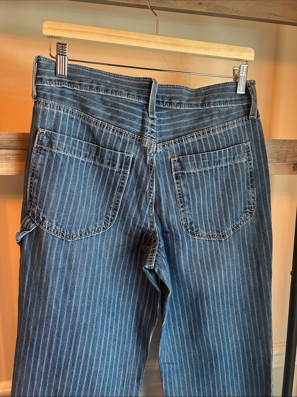 Old Navy High Rise Rigid OG Loose - Picture 2 of 2